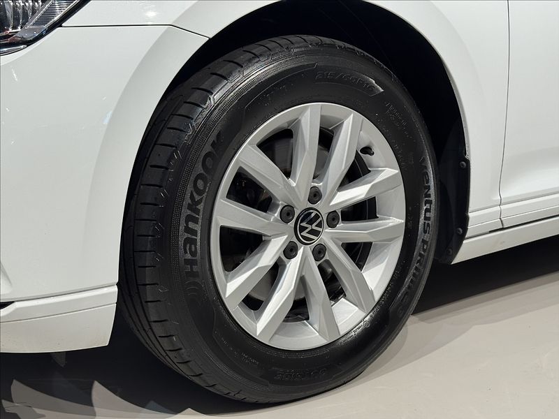 Volkswagen Passat 2,0 TDi  DSG Business IQ Light - fotka 6 z 43