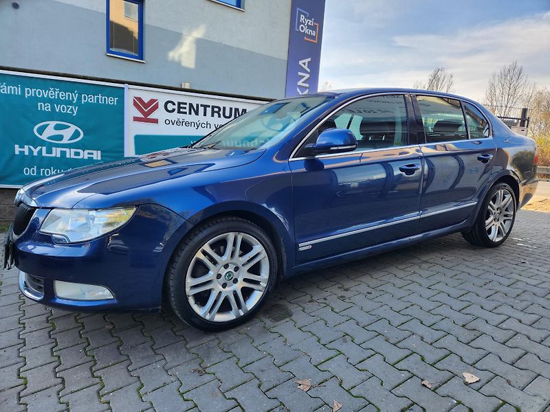 Škoda Superb 2.0-PRAV.SERVIS-TOP VÝBAVA - fotka 6 z 37