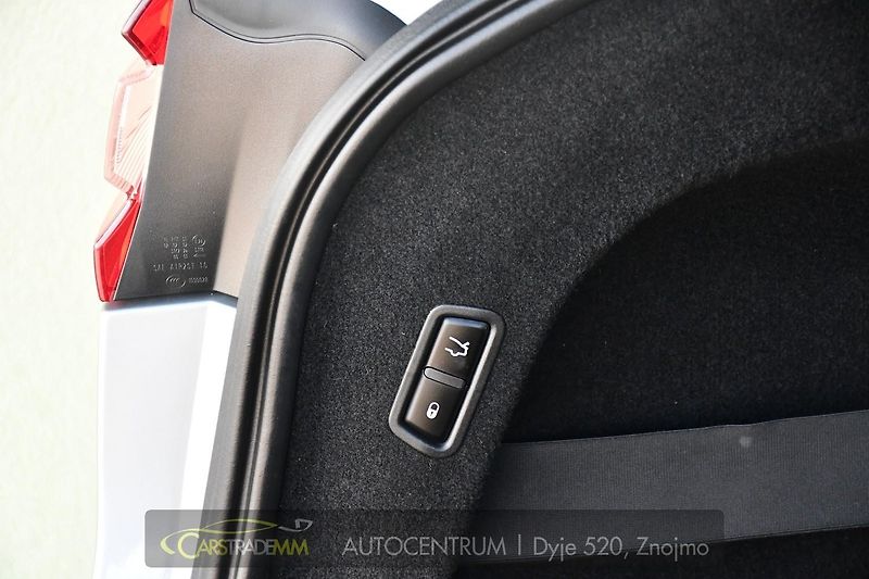 Maserati Levante 3.0D ČR Q4 H/K ACC VZDUCH - fotka 49 z 56