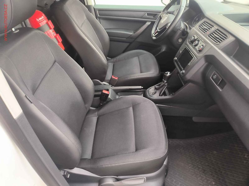 Volkswagen Caddy (2020) 2.0TDi WÜRTH, navi, +kola - fotka 22 z 24