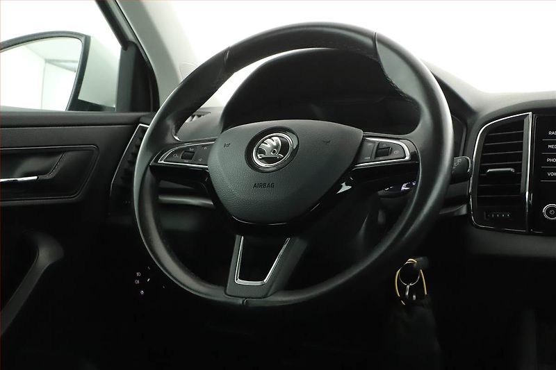 Škoda Karoq (2019) 2.0 TDI, 4X4, ČR,1.maj - fotka 16 z 18