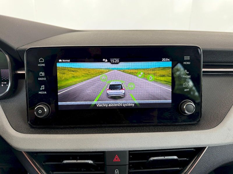 Škoda Scala (2025) Top Selection 1.5 TSI / 110 kW - fotka 14 z 27