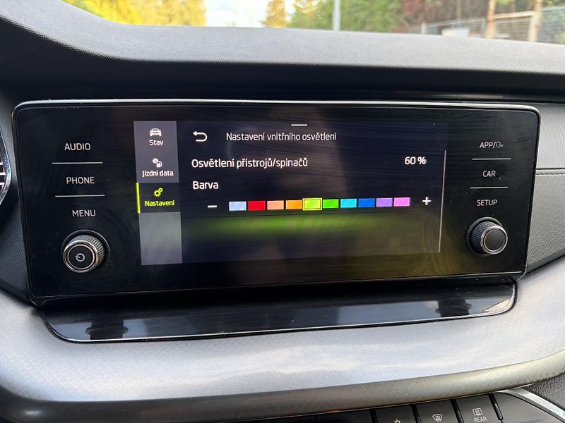 Škoda Octavia (2022) 2.0 Tdi 85kw Dsg AMBITION ČR - fotka 20 z 32
