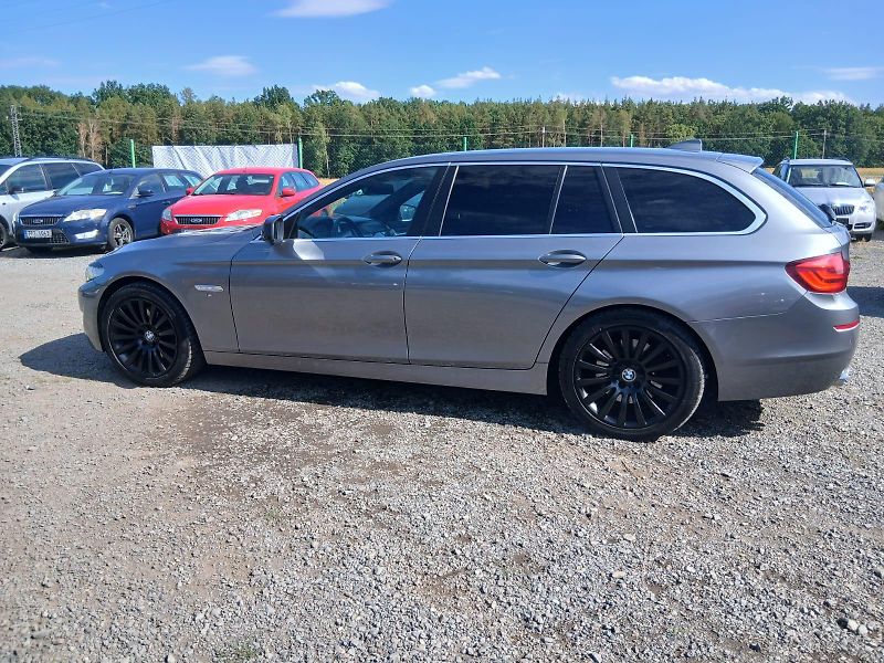 BMW Řada 5 530 D, X Drive,  4x4, 190 kW - fotka 18 z 47