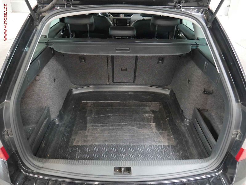 Škoda Octavia (2016) 1.4 TSi, 2.maj, AC, bixen - fotka 7 z 19