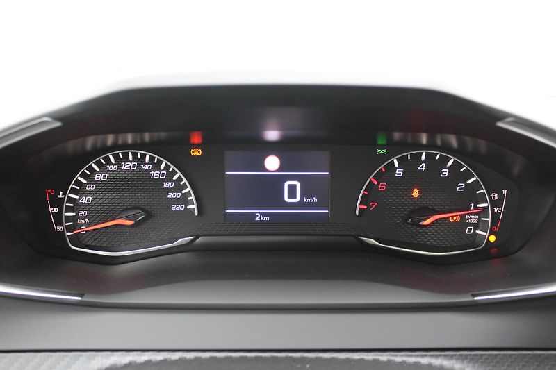 Peugeot 208 (2026) STYLE Turbo 100 MAN6 - fotka 15 z 21