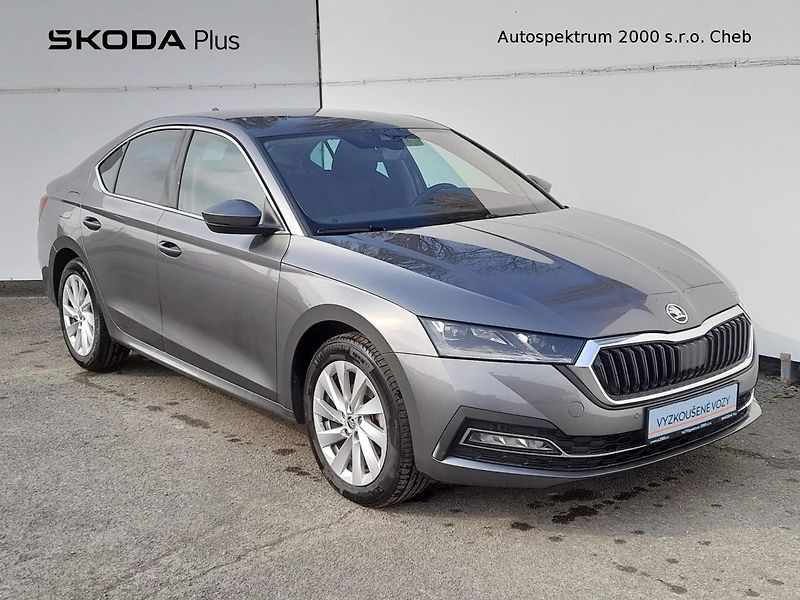 Škoda Octavia Style Plus Navi 1.5 TSI 110kW - fotka 14 z 28