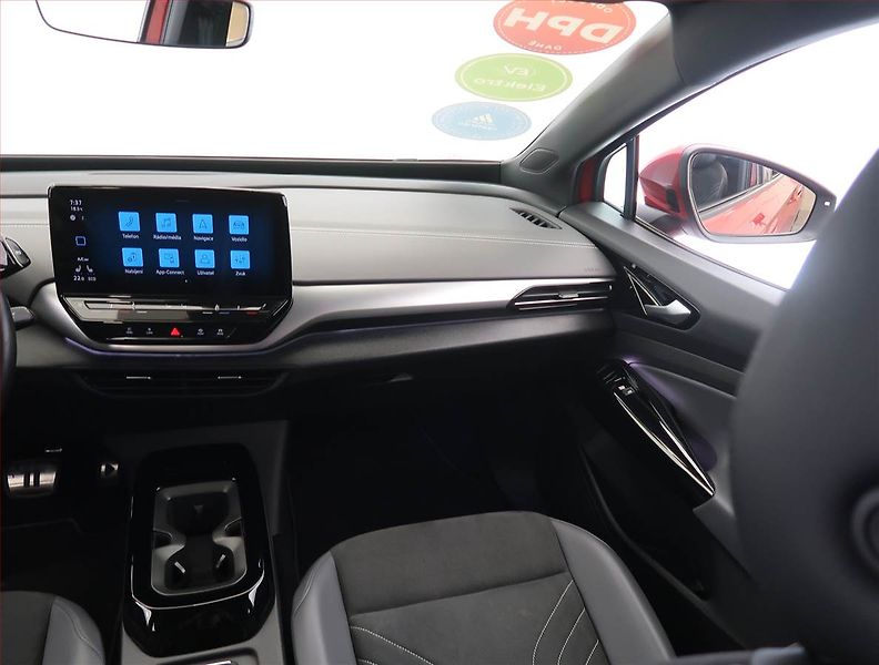 Volkswagen ID.5 (2022) Pro Perf. (82 kWh), SoH 92% - fotka 8 z 30