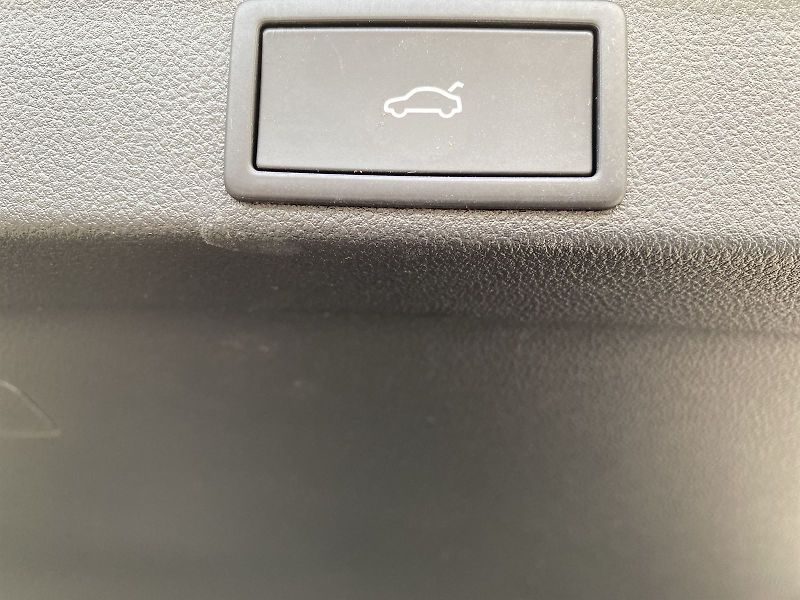 Škoda Octavia (2025) Combi 1.5 TSI DSG Sportline - fotka 14 z 39