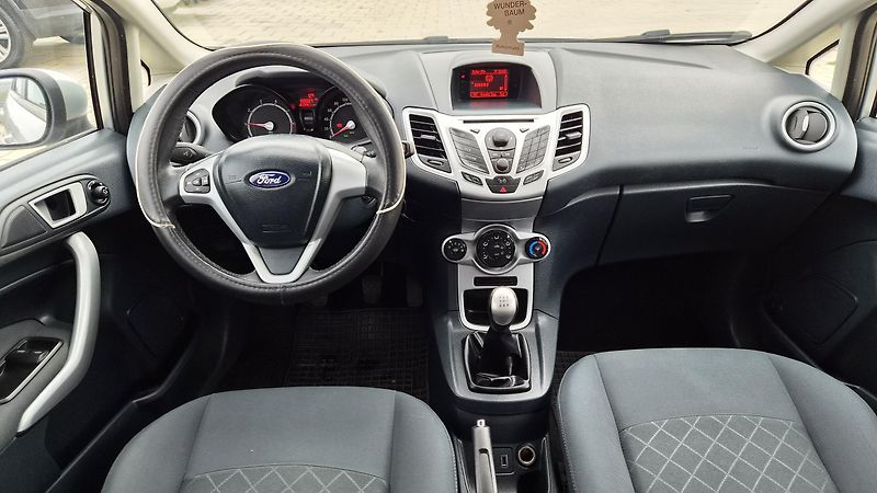 Ford Fiesta 1.25i KLIMA po servisu - fotka 11 z 13