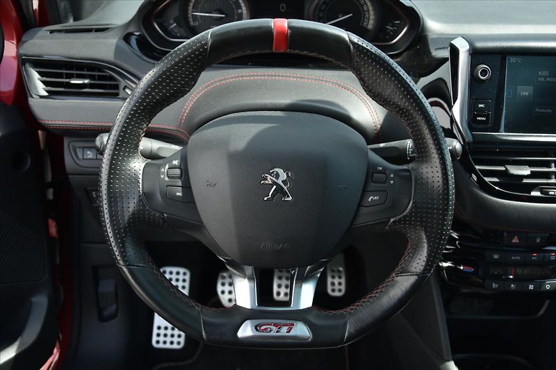 Peugeot 208 GTI 1.6 Ti 153kW PANORAMA ČR - fotka 14 z 22