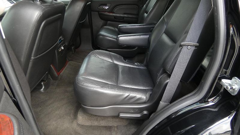 Cadillac Escalade 6,2 V8 301kW - fotka 18 z 23