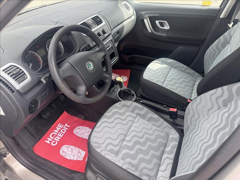 Škoda Fabia 1,2 HTP - fotka 12 z 17