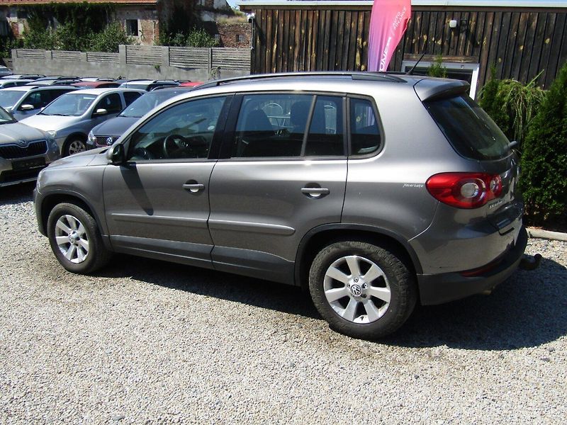 Volkswagen Tiguan (2008) 2.0 TDI 100kW  4x4 BEZ KOROZE - fotka 4 z 36