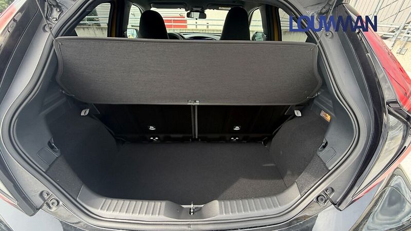 Toyota Aygo 1.5HEV GR SPORT - fotka 19 z 25