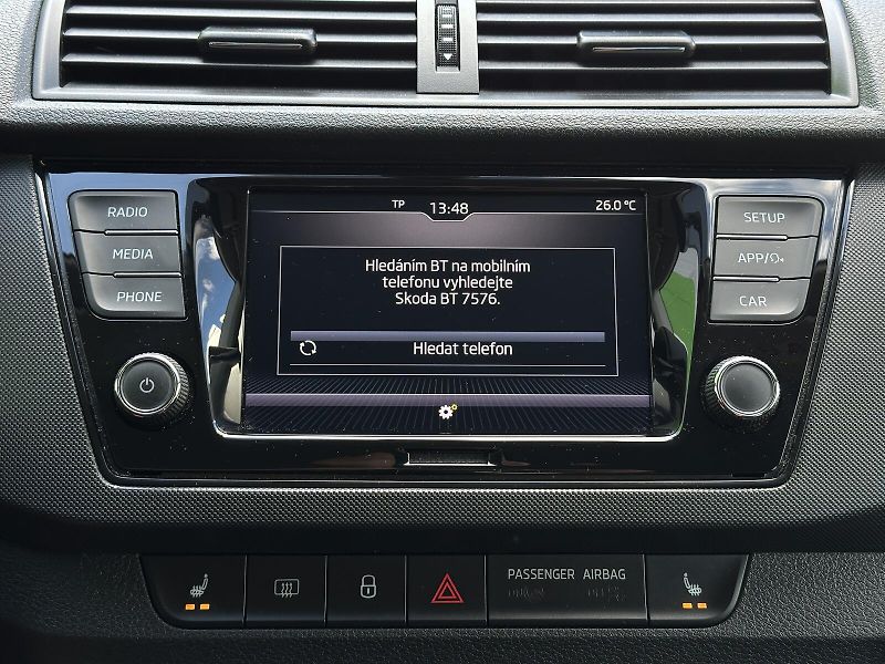 Škoda Fabia 1.0TSi Ambition TOP 95PS Clima - fotka 22 z 34