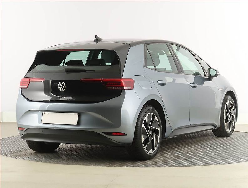 Volkswagen ID.3 (2020) Pro (62 kWh), SoH 90% - fotka 5 z 26