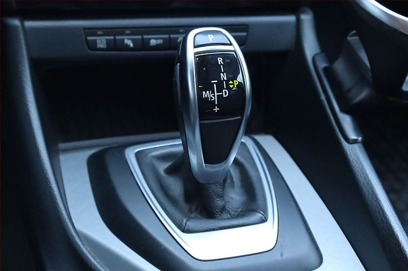 BMW X1 (2014) M Sport xDrive18d, 4X4 - fotka 13 z 24