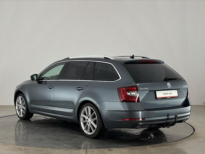 Škoda Octavia Style DSG - fotka 15 z 30