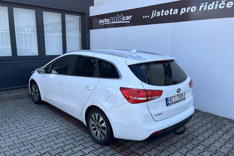 Kia Ceed Sportswagon Cool 1.6 GDI - fotka 8 z 16
