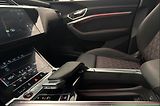 Audi SQ8 e-tron quattro Tažné Pano 360k - náhled 26