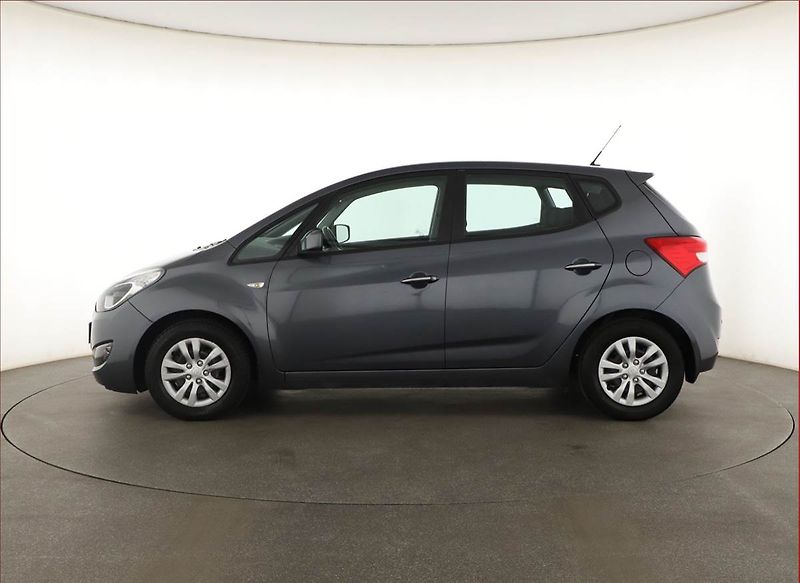 Hyundai ix20 (2018) 1.4 CVVT, Serv.kniha - fotka 3 z 14