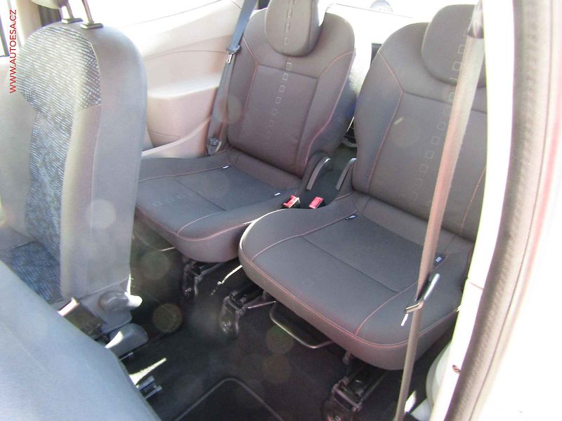 Renault Twingo (2009) 1.5 dCi, AC, temp, STK9/28 - fotka 9 z 15