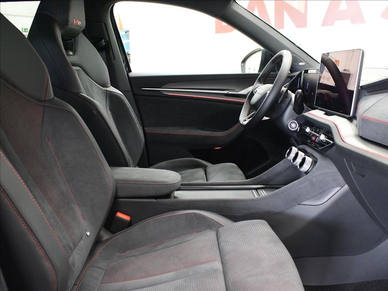 Škoda Kodiaq 2,0 TSI RS 195KW 4X4 EL. TAŽNÉ - fotka 12 z 40