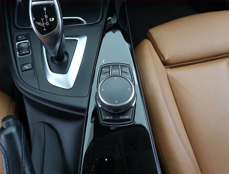 BMW Řada 4 (2018) 440i xDrive - fotka 18 z 26