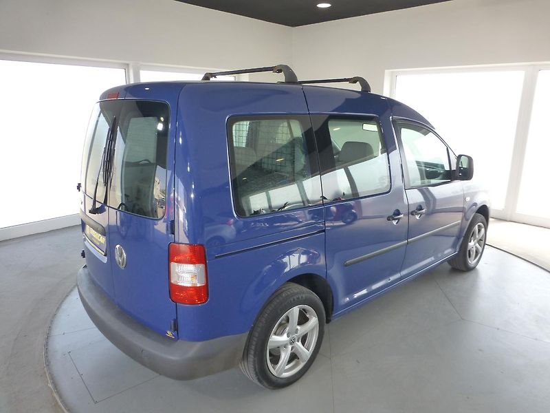 Volkswagen Caddy (2008) 1,9TDI*KLIMA*ALU*SADA KOL*5MÍS - fotka 5 z 20