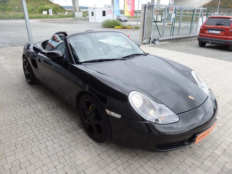 Porsche Boxster 2.5 150 kW + HARDTOP - fotka 9 z 21