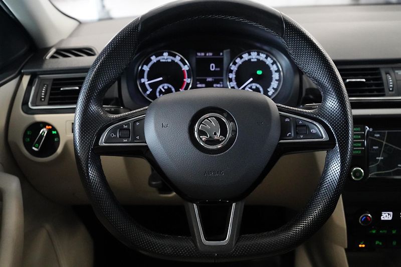 Škoda Rapid - fotka 18 z 29