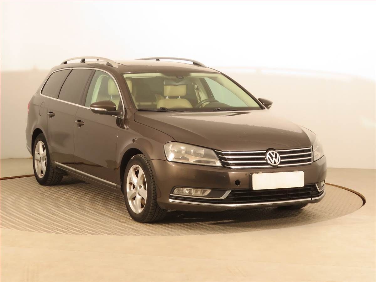 Volkswagen Passat 2.0 TDI, Navi, Tempomat
