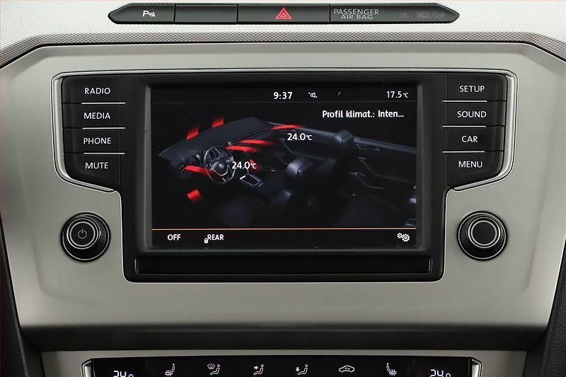 Volkswagen Passat (2015) 2.0 TDI, Automat, Tempomat - fotka 14 z 20