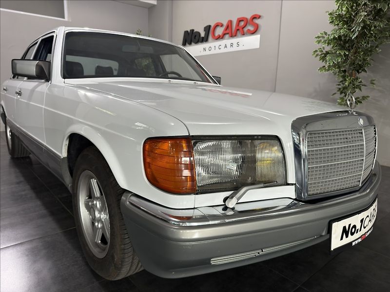 Mercedes-Benz Třídy S 3,0   SE 300 W126 V6 ŠPANĚLSKO - fotka 28 z 37