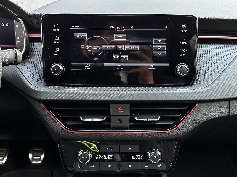 Škoda Kamiq 1.0TSi Monte Carlo 116PS Matri - fotka 25 z 44