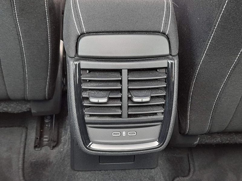 Škoda Scala Monte Carlo 1.0TSI 85kW 7AP - fotka 19 z 20
