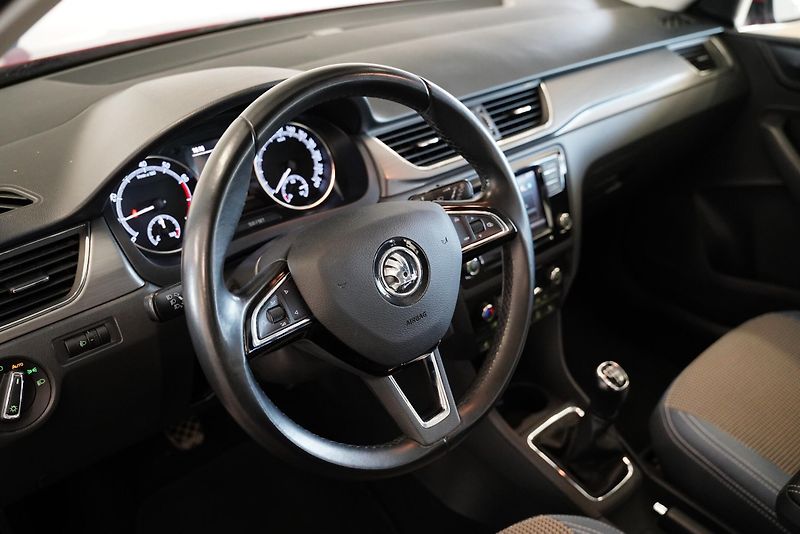 Škoda Rapid - fotka 6 z 6