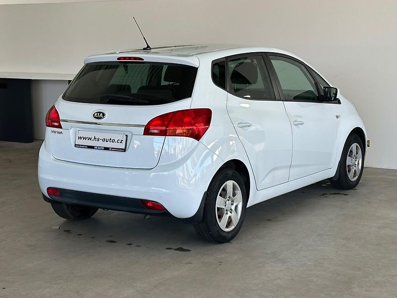 Kia Venga 1,4i 66kW, 1.majitel - fotka 4 z 17