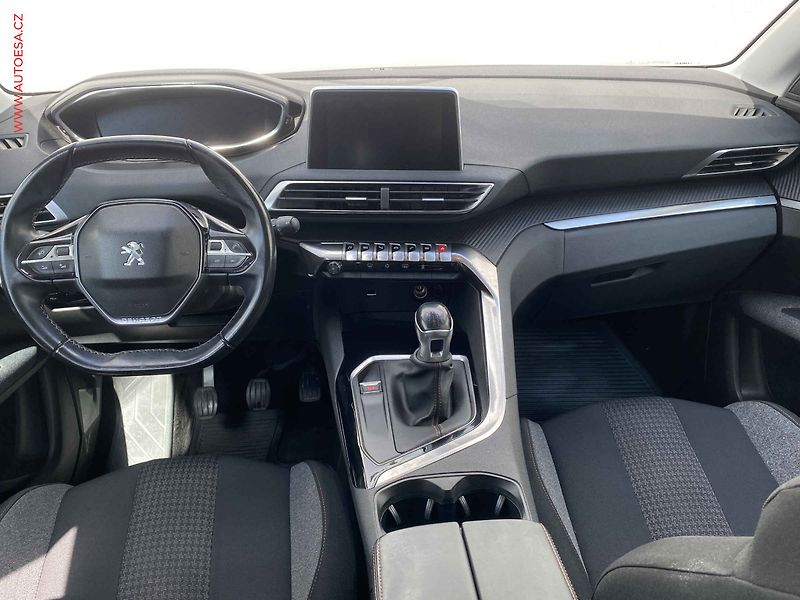 Peugeot 3008 (2018) 1.2 PT, ČR, Active - fotka 8 z 17