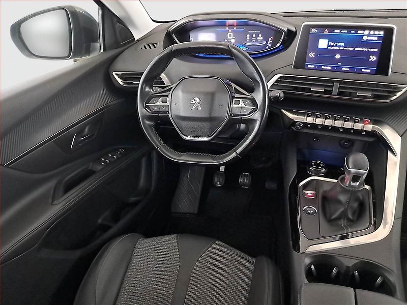Peugeot 5008 (2020) PureTech 130, 7 míst, ČR,1.maj - fotka 7 z 17
