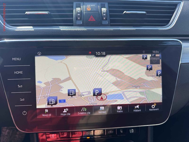 Škoda Superb (2018) 2.0 TDI, ČR, Style, DSG, kůže - fotka 17 z 18