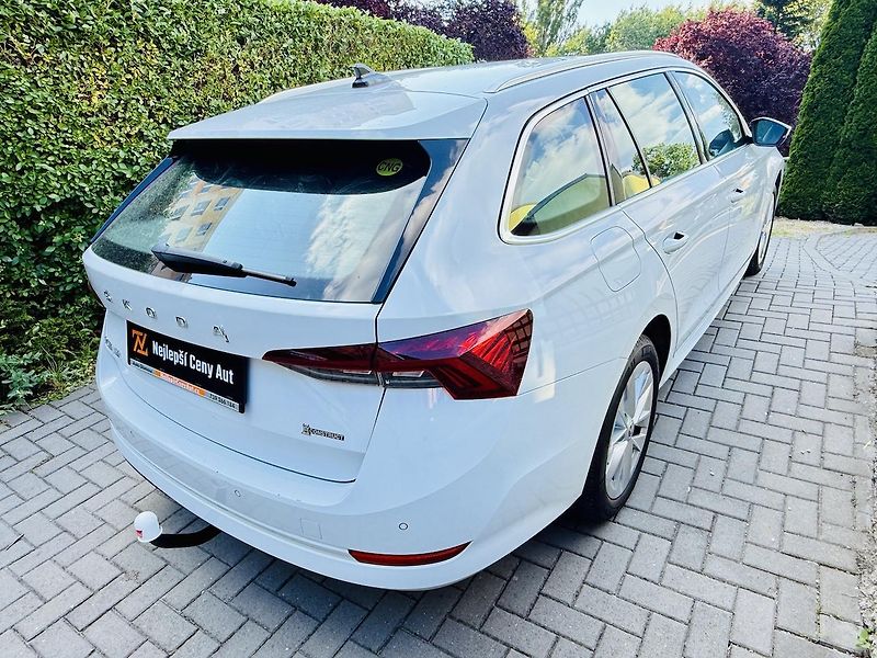 Škoda Octavia (2022) 1,5TSi 96kW CNG STYLE TAŽNÉ ČR - fotka 5 z 15