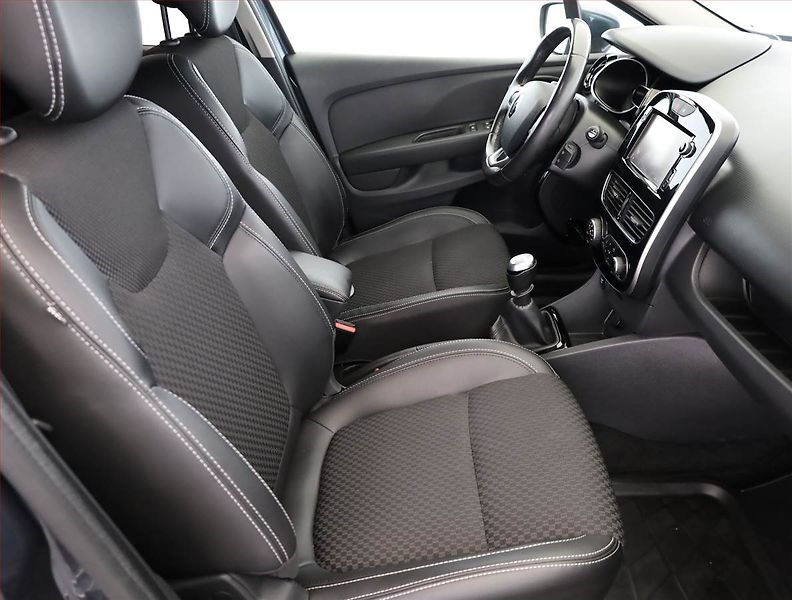 Renault Clio (2017) 1.2 TCe, Serv.kniha, Kůže - fotka 7 z 19