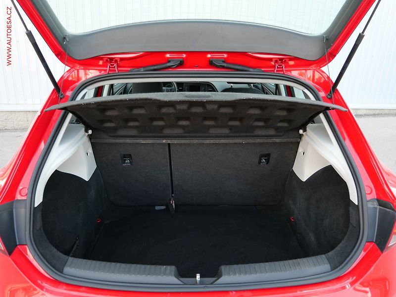 Seat Leon (2017) 1.2TSi, ČR, AC, TZ - fotka 7 z 15