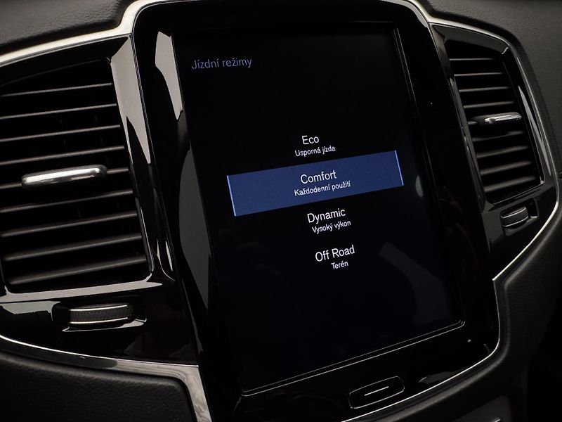 Volvo XC90 D5 AWD INSCRIPTION CZ 1.maj - fotka 40 z 54