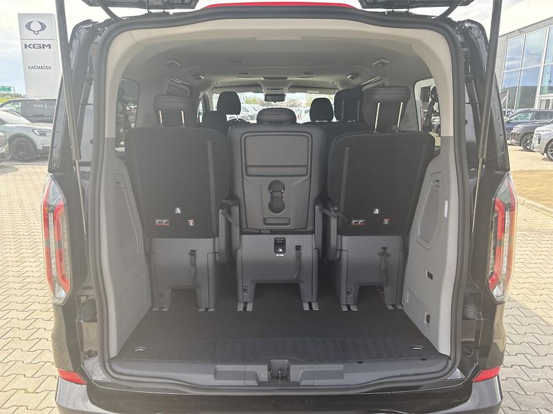 Ford Tourneo Custom (2025) Titanium X L1, Tourneo, 2.0 Ec - fotka 10 z 19