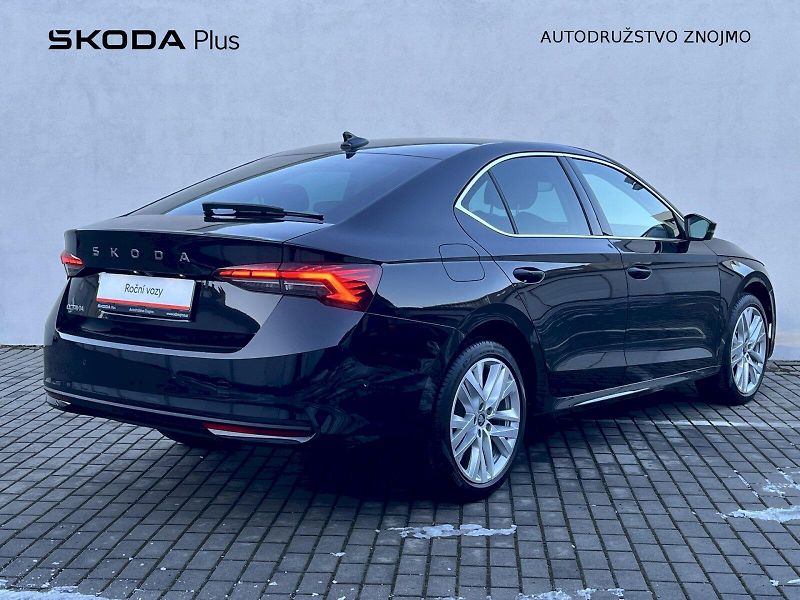 Škoda Octavia (2025) 2,0TDI 110KW DSG TOP SELECTION - fotka 2 z 22
