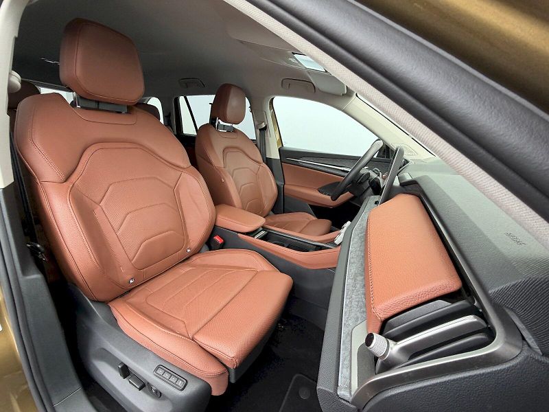 Škoda Kodiaq (2024) 2,0TDI 142kW 4x4 7míst Exclusi - fotka 28 z 35