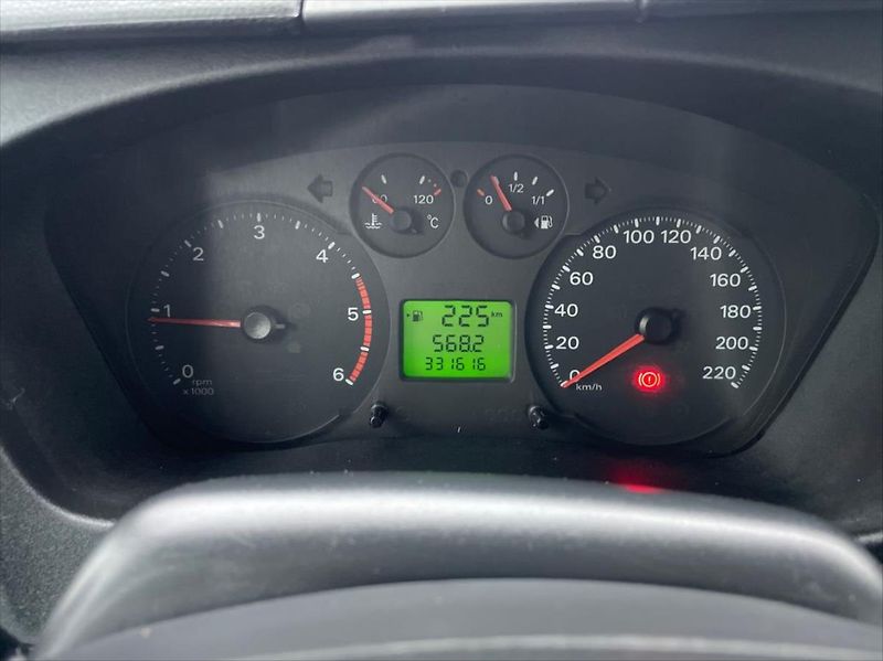 Ford Transit 2,2 TDCi DPH ČR Nový motor - fotka 10 z 11